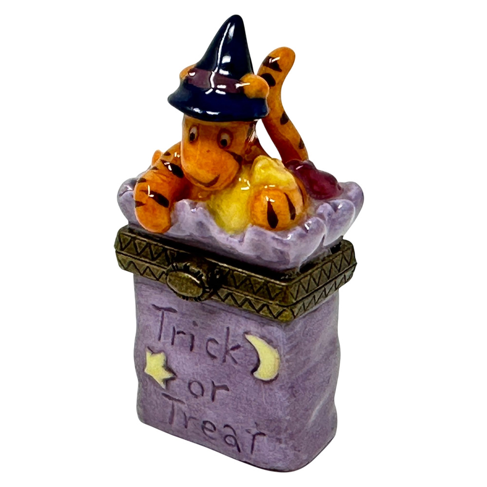 Disney Miniature Trinket Box Classic Pooh Tigger Halloween Trick or Treat MCF